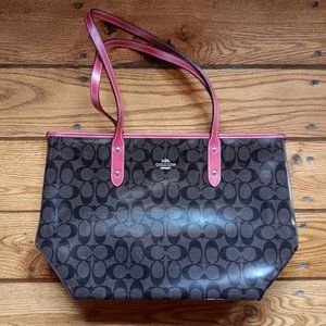 COACH ZIP TOTE SIGNATURE NWOT BROWN RED